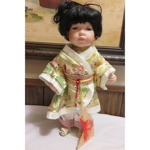 VINTAGE DUCKHOUSE NUMBERED MACHIKO ASIAN DOLL WITH STAND